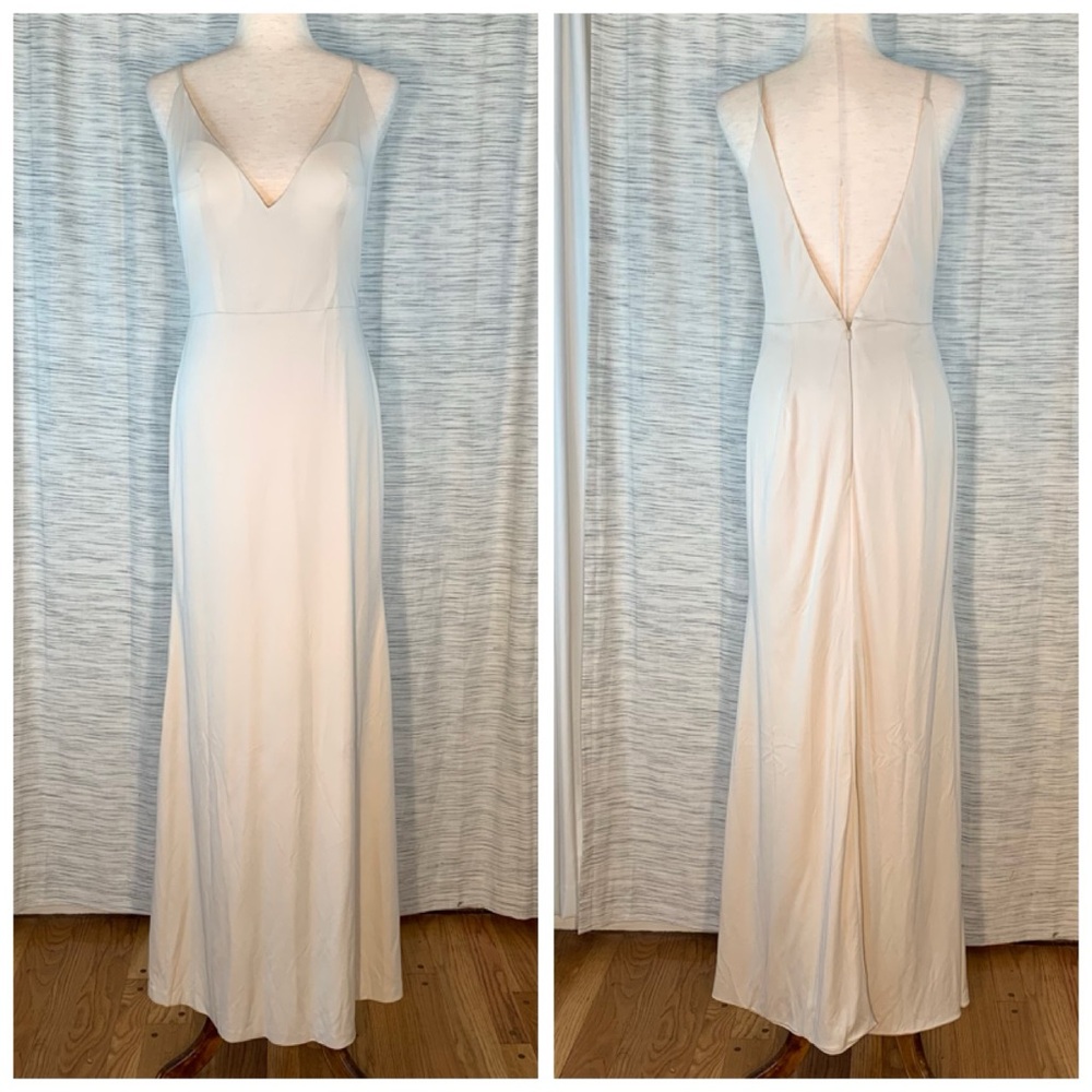 Bliss Cream Long Sleeve Plunge Gown - Picture 12 of 16